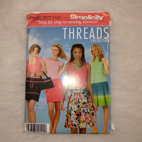 Simplicity 4596 Misses skirts with pleats in 4 variations Size 12-18 & bag - Picture 1 of 5